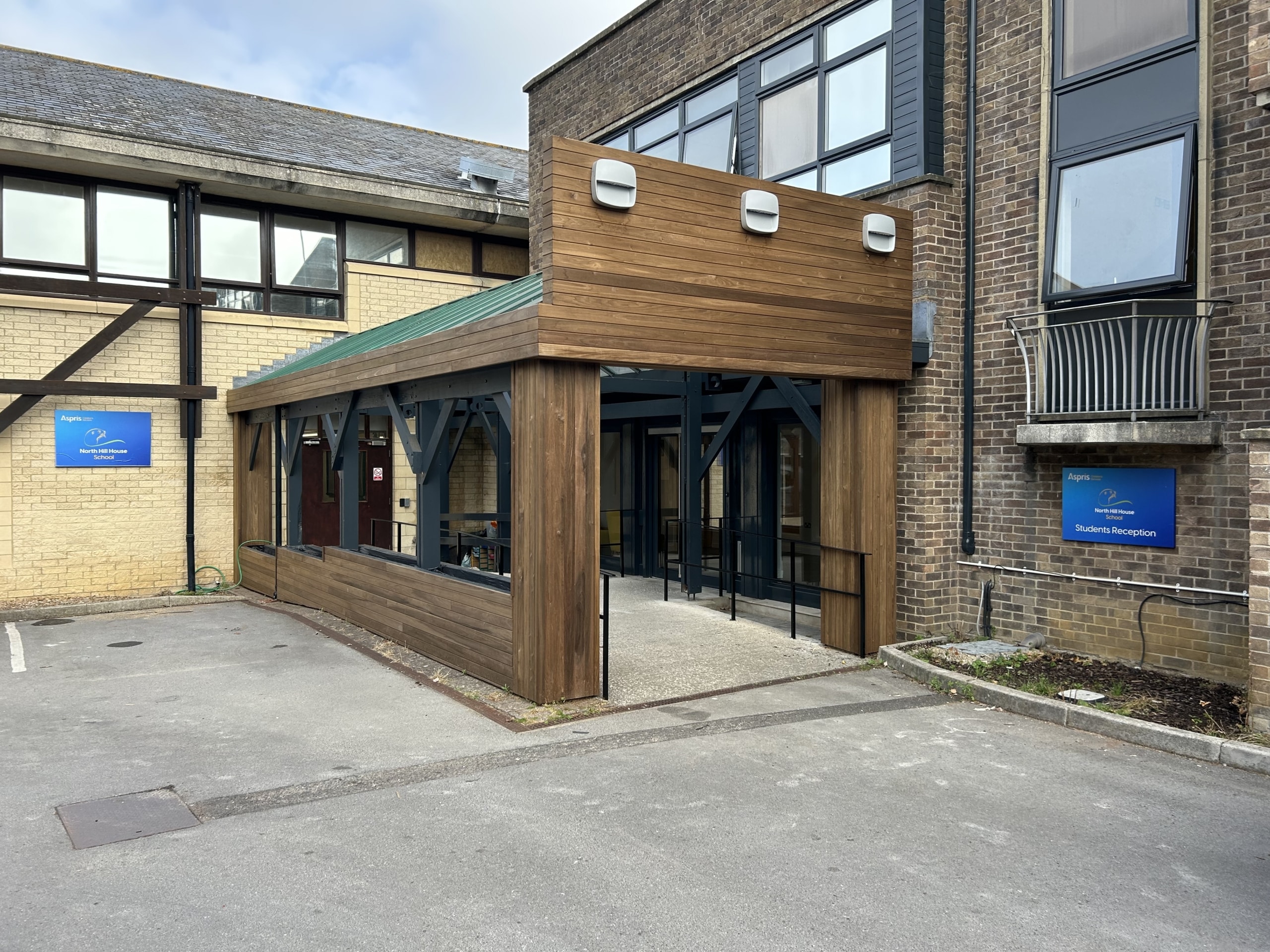 North Hill House School